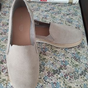 Toms suede slip-ons size 10